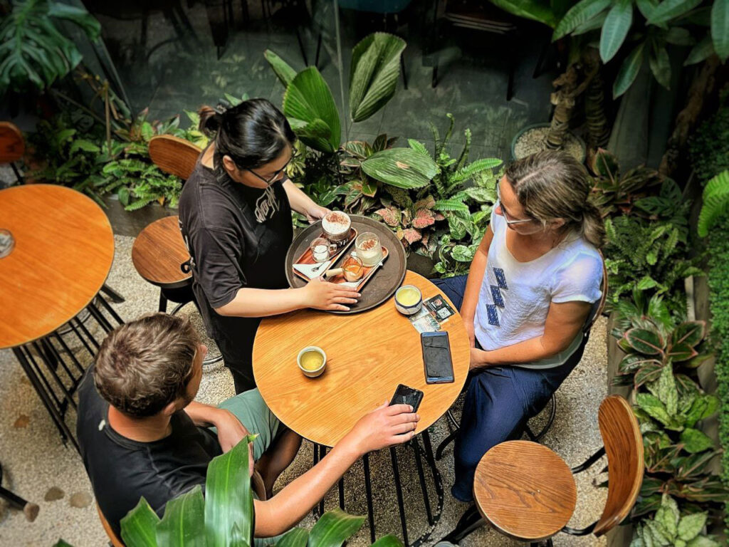 how many calories in vietnamese egg coffee