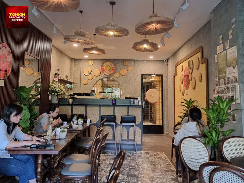 Does egg coffee have rum