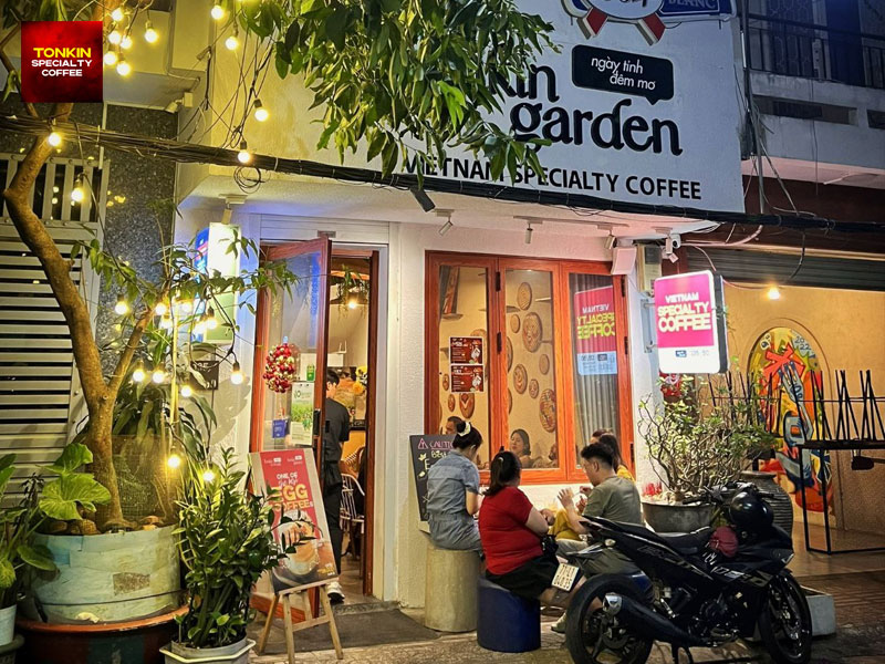 Does egg coffee taste like egg