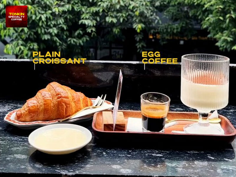 Egg Coffee in District 3