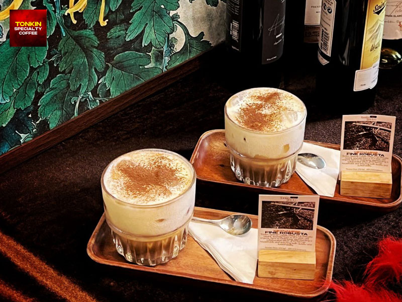 Egg Coffee in District 3