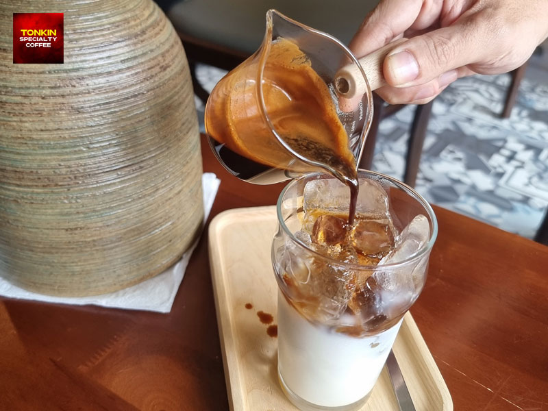 How do you make Vietnamese coffee