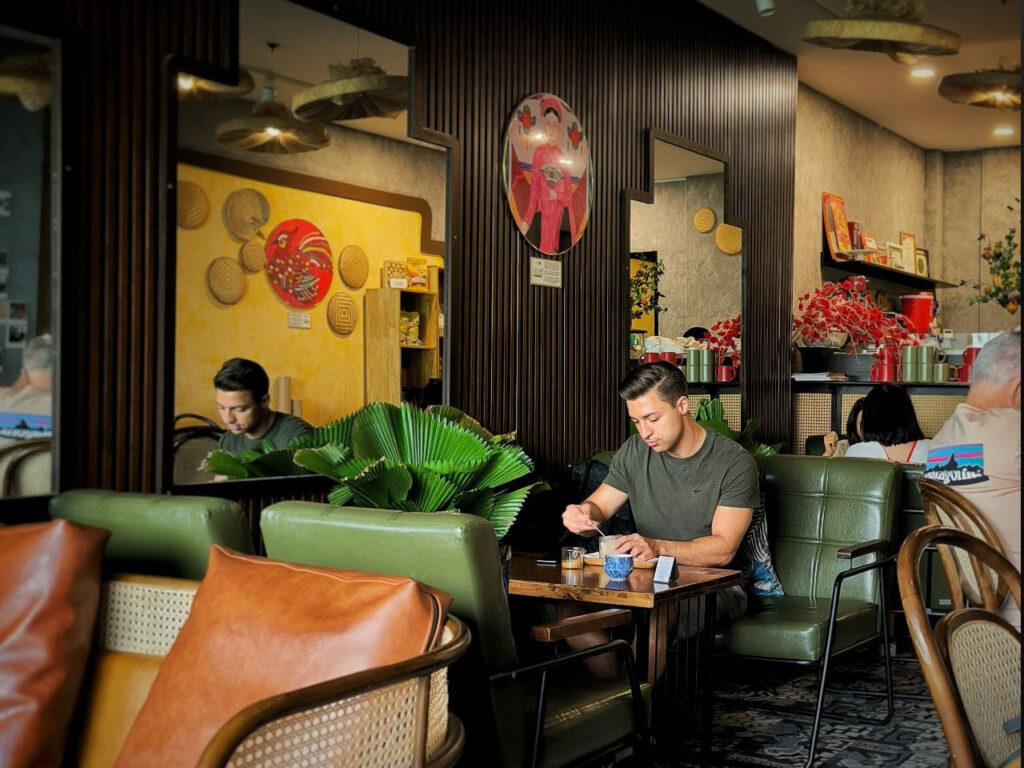 Egg Coffee Shops Tet Opening Times in Ho Chi Minh City