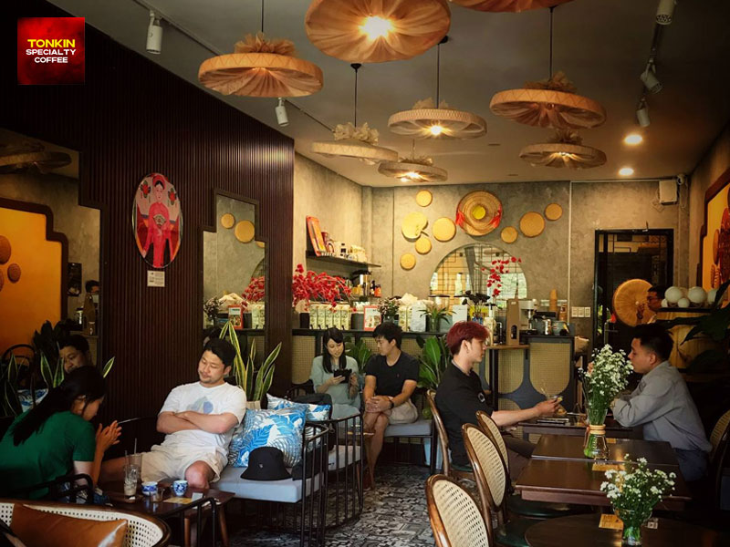 Hanoi egg coffee HCMC Tet opening hours