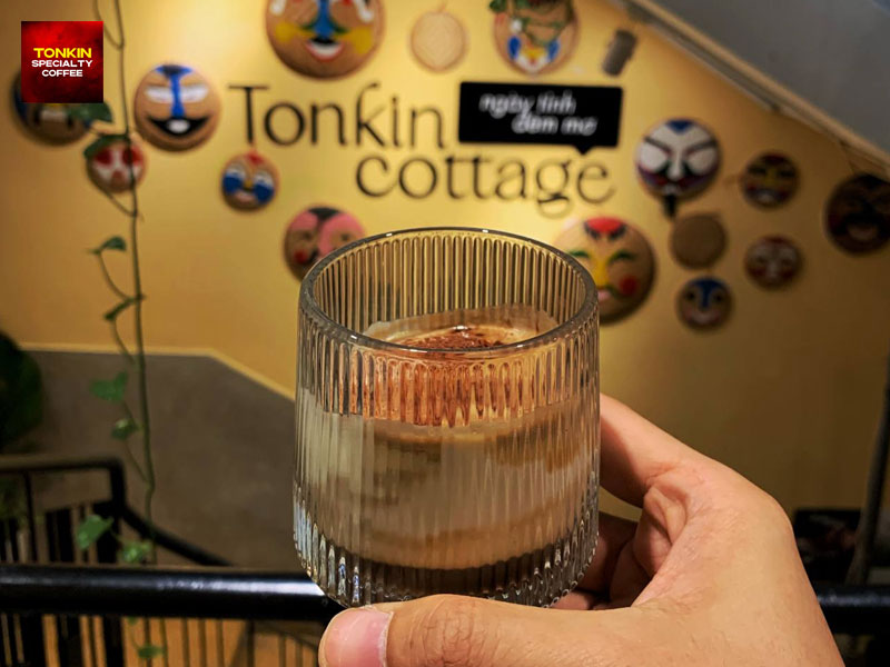 Hanoi egg coffee HCMC Tet opening hours