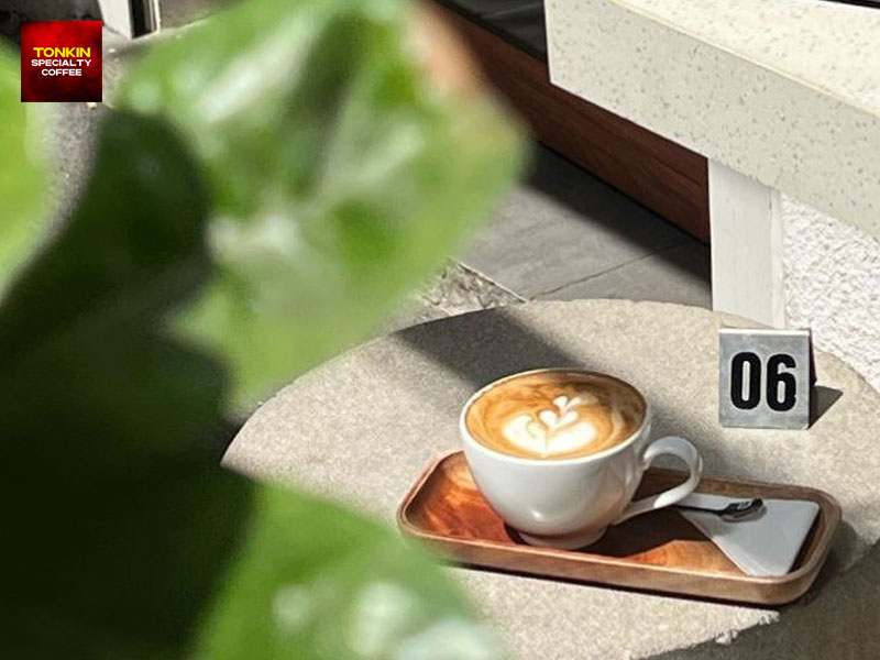 How to drink Vietnamese coffee