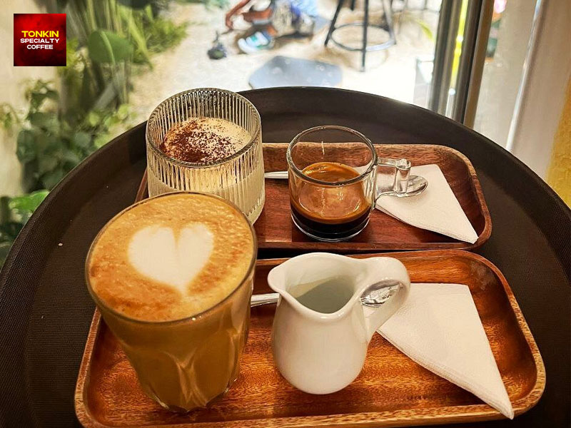 Where to drink egg coffee in Saigon during Tet