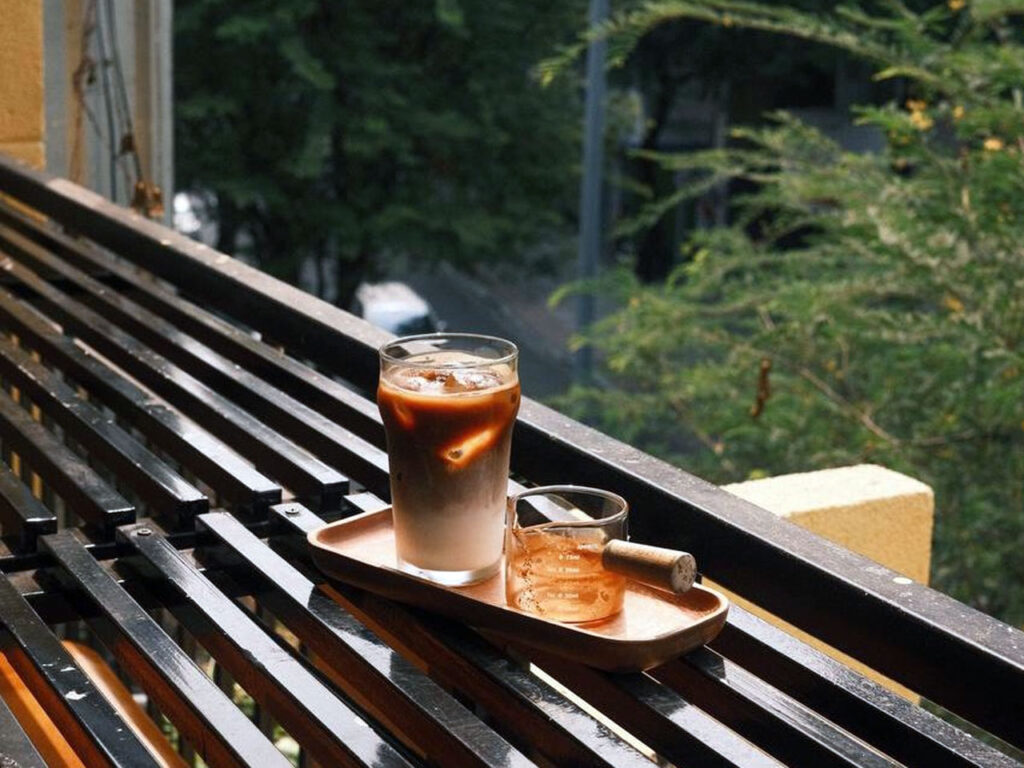 Best Cafés to Relax in District 1