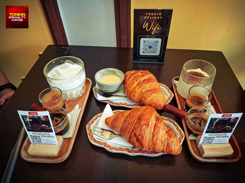 Best Local Coffee in Saigon District 1