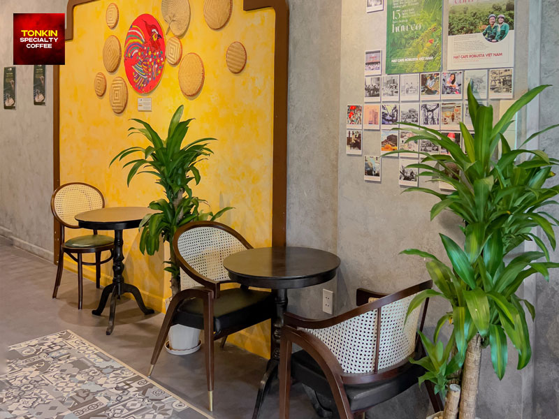 Nice Coffee Shop in District 1 