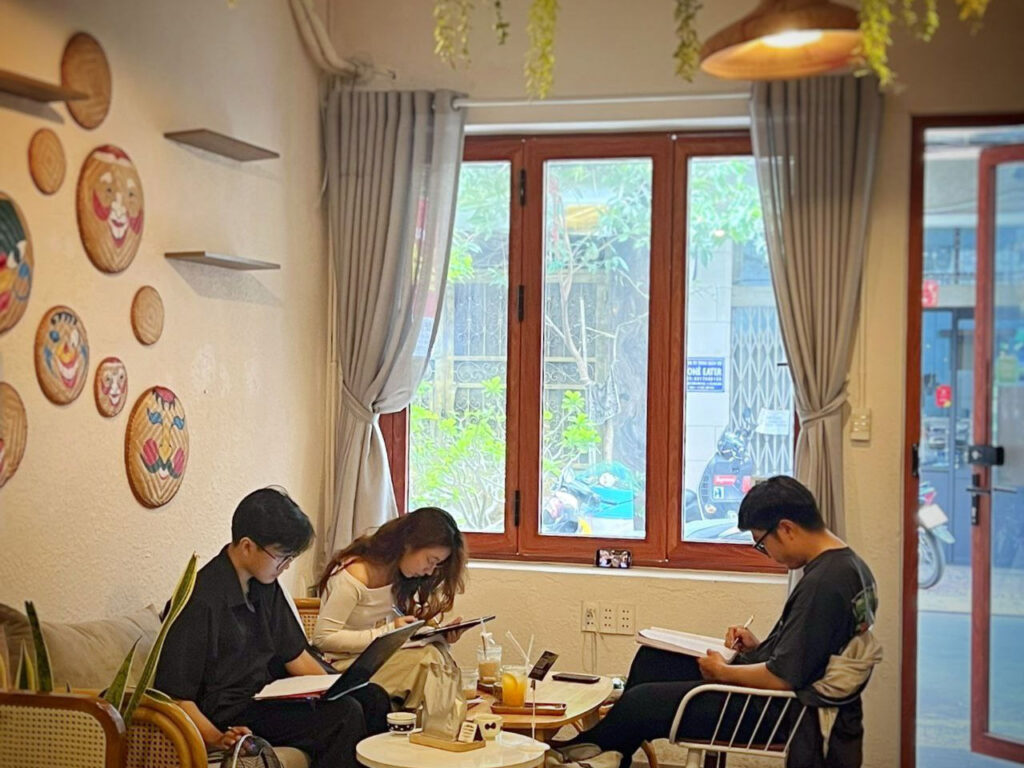 Quiet Cafes in District 1 Saigon
