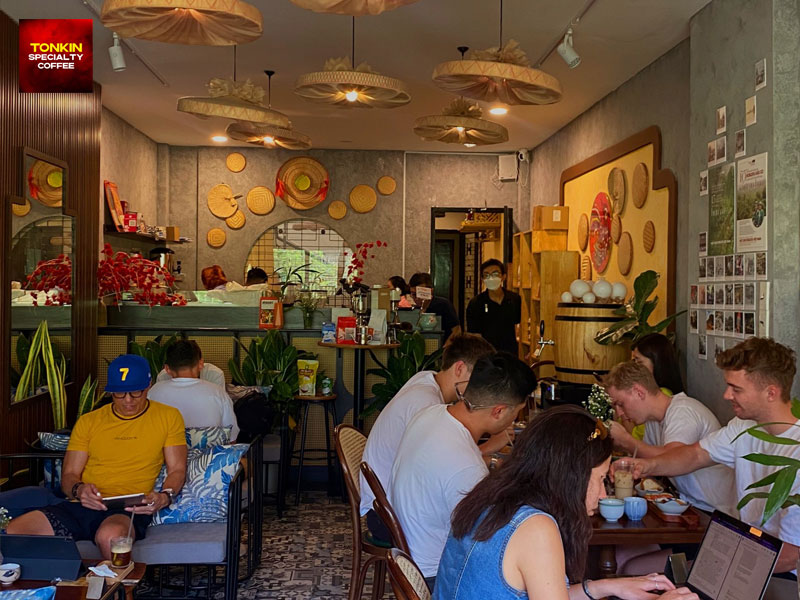 Must-Try Egg Coffee in Saigon for Tourists