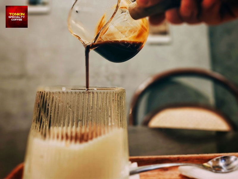 Where to Find Hygienic Egg Coffee in Saigon