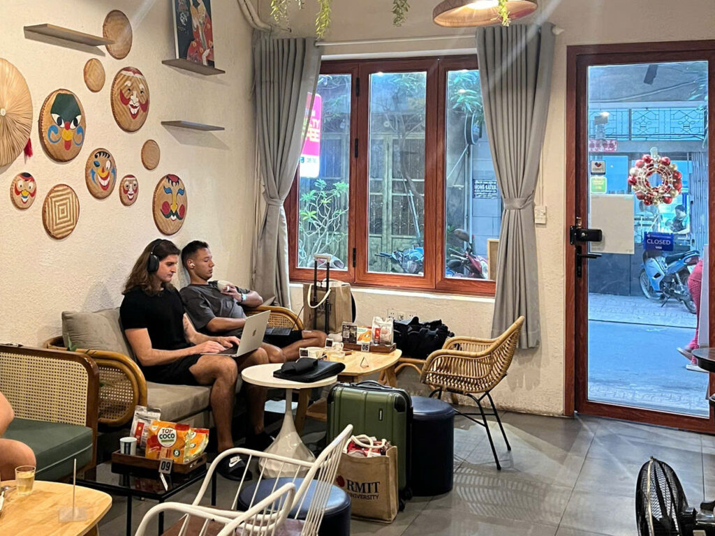 Best Cafés in Saigon for Travelers With Luggage