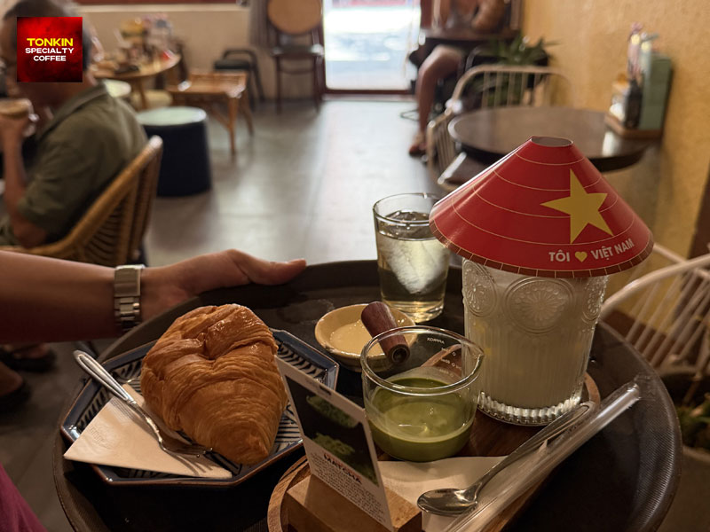 Best Vietnamese Coffee Cafés for Backpackers in Saigon