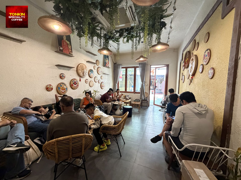 Best Vietnamese Coffee Spots Near Saigon City Center Hotels