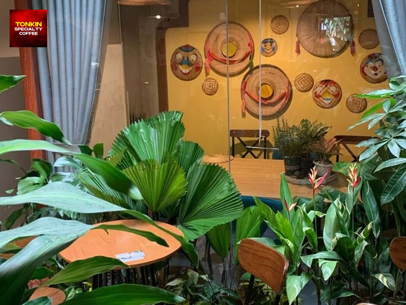 Hidden Egg Coffee Within 5-Minute Walk From Ben Thanh Market