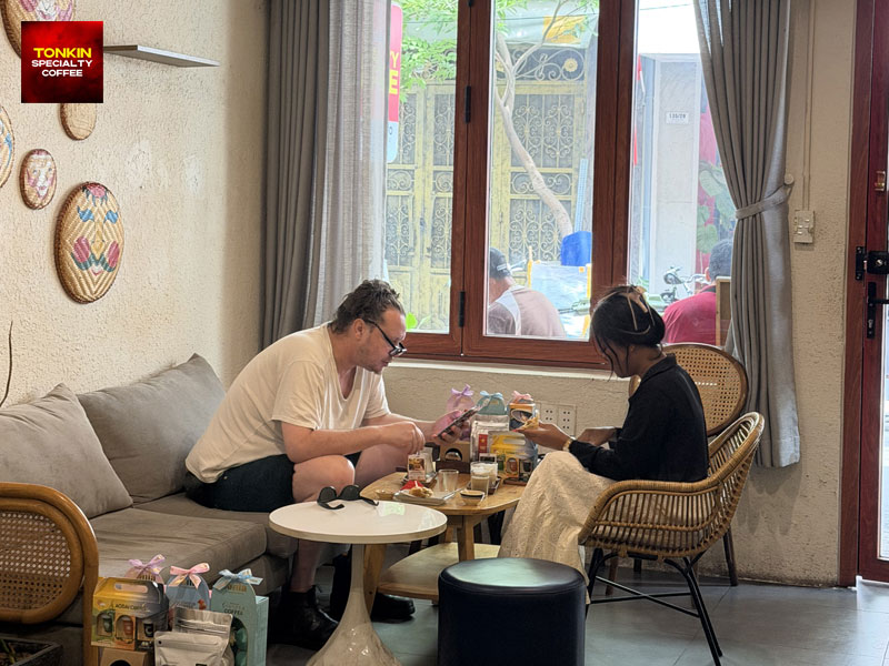 Vietnamese Egg Coffee for First-Time Visitors in HCMC