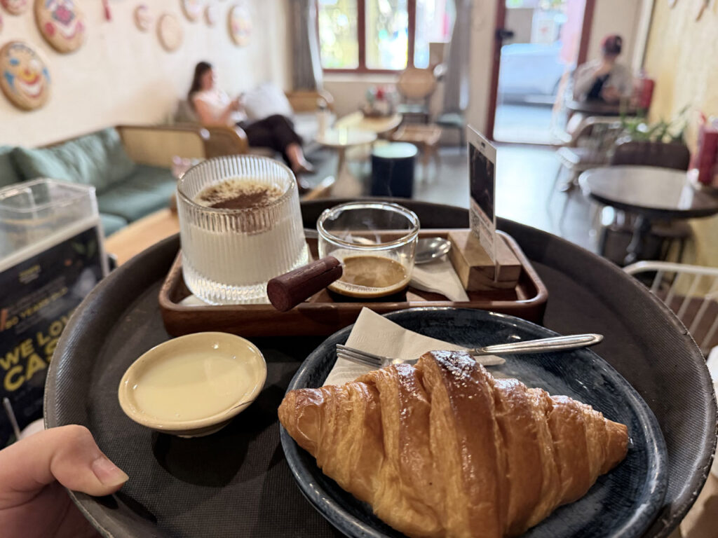 인기 카페
