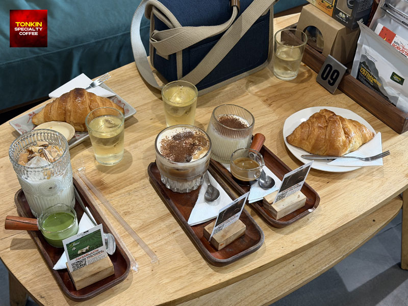 Tonkin Egg Coffee & Herbal Tea Menu