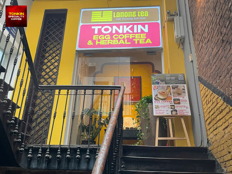 Vietnamese Coffee Near Saigon Central Post Office