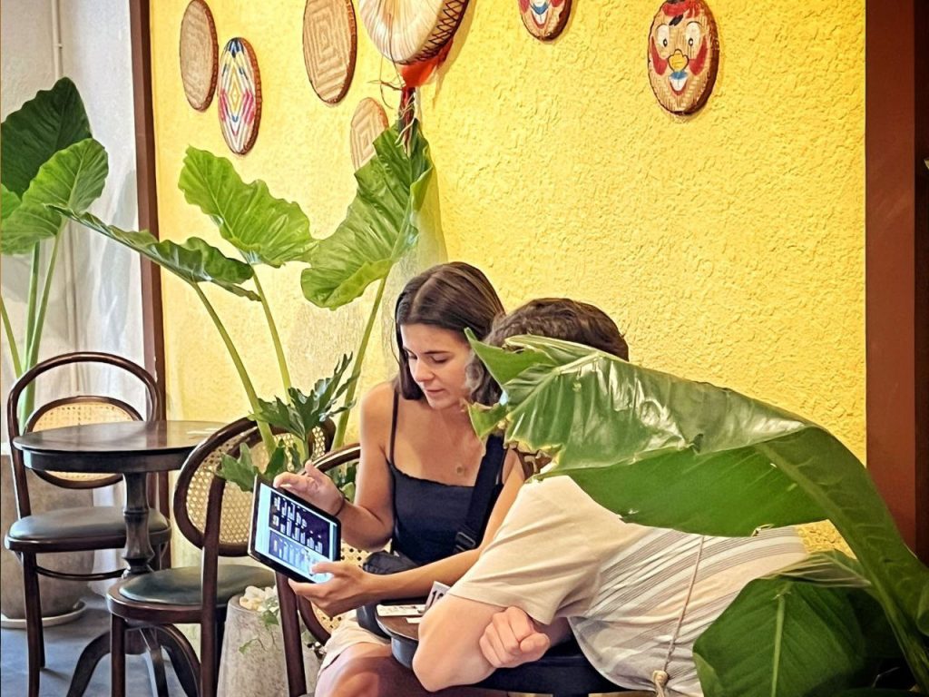 Coffee Near Huynh Hoa Banh Mi