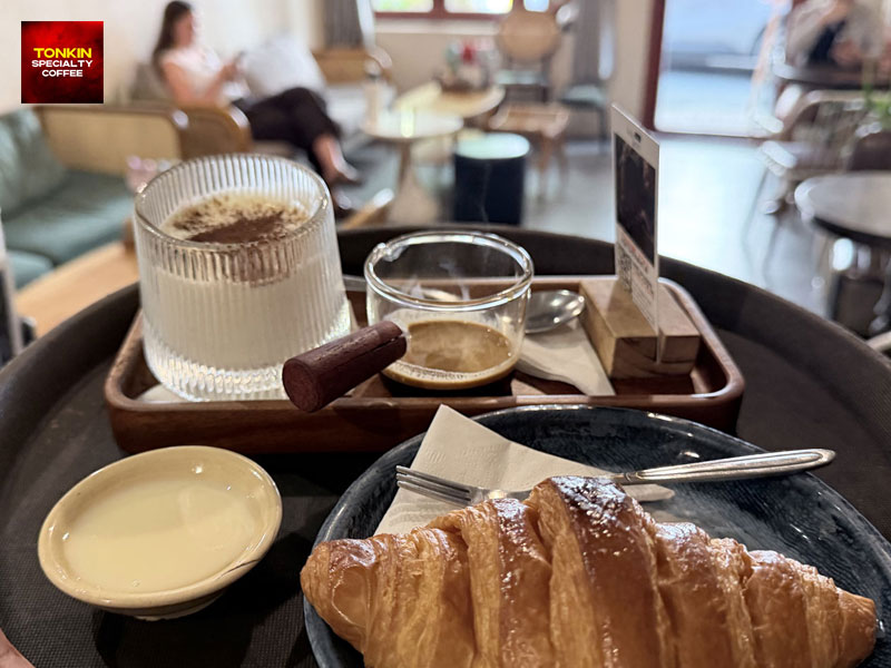 Coffee Near Takashimaya Ho Chi Minh City