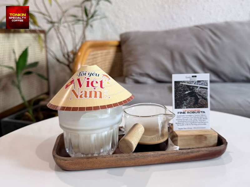 Nâu Tonkin vs Cà Phê Sữa Đá
