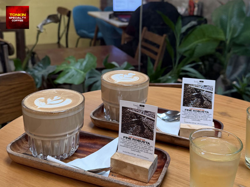 Where to Drink Vietnamese Coffee After Reunification Palace
