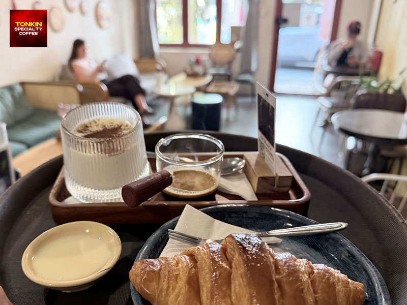 裴援步行街附近不吵的咖啡店推荐