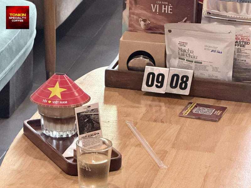 사이공 스카이덱 근처 카페