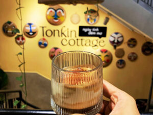 How long should you whip egg coffee cream