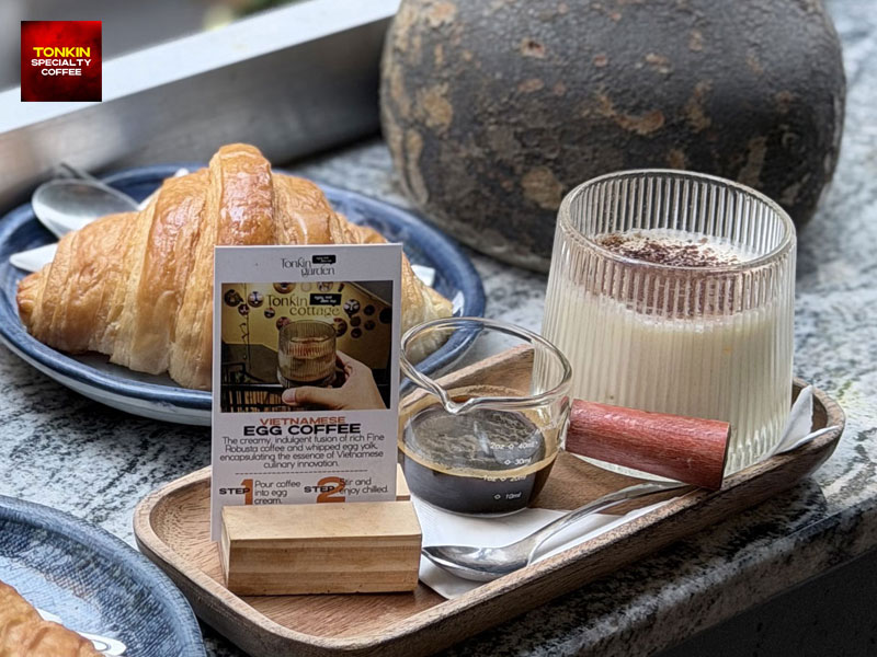 what is Café Giảng’s connection to egg coffee